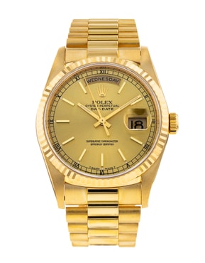 Browse our selection of automatic watches from prestigious brands such as Blancpain, Bell & Ross, Breitling and Rolex.